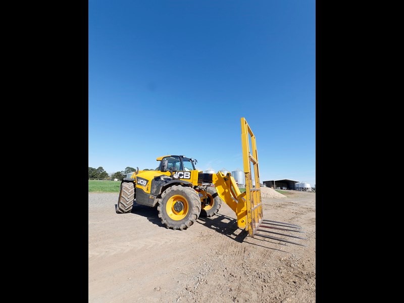 I MIGLIORI SOLLEVATORI TELESCOPICI JCB-Agri-Loadall-541-70_telehandler_620