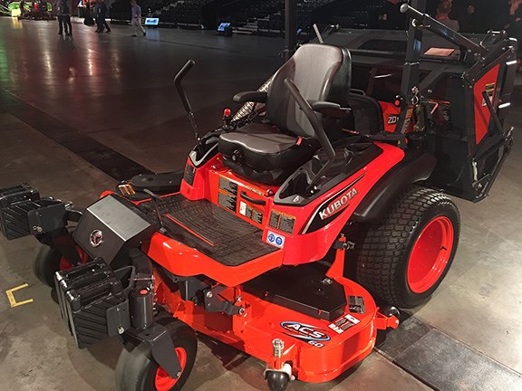 A redesigned cutting deck on the Kubota ZD series zero turn mowers has improved airflow to clear grass cuttings more efficiently. As a result it mows faster and uses less power.  Other new features include new low-profile tyres, hands-free park braking and hydraulic deck lift.