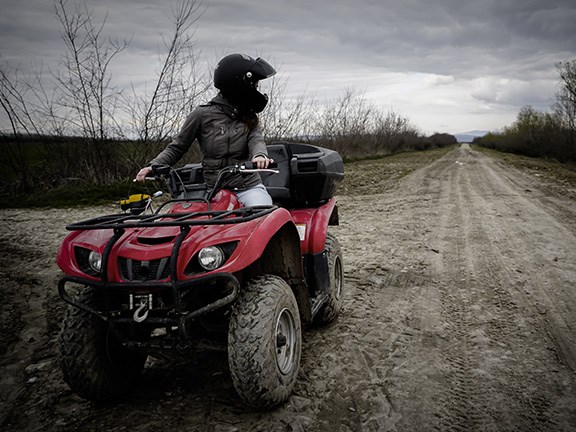 There are many ways to reduce the chance of injury while riding quad bikes.