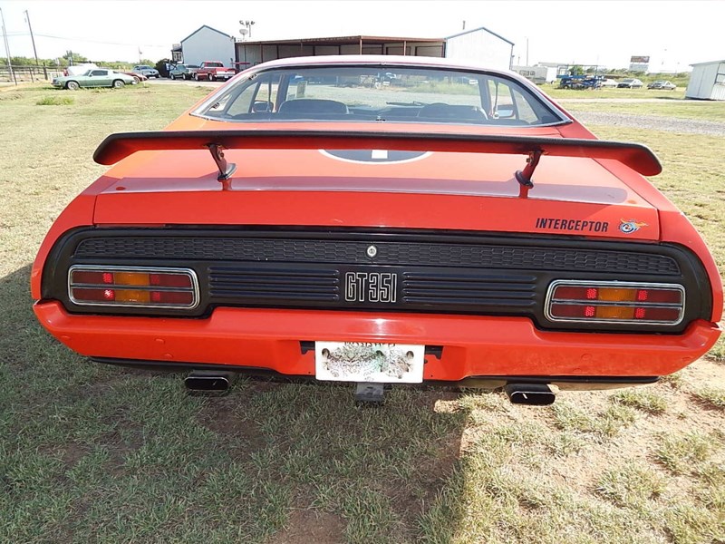 xb falcon in the usa rear