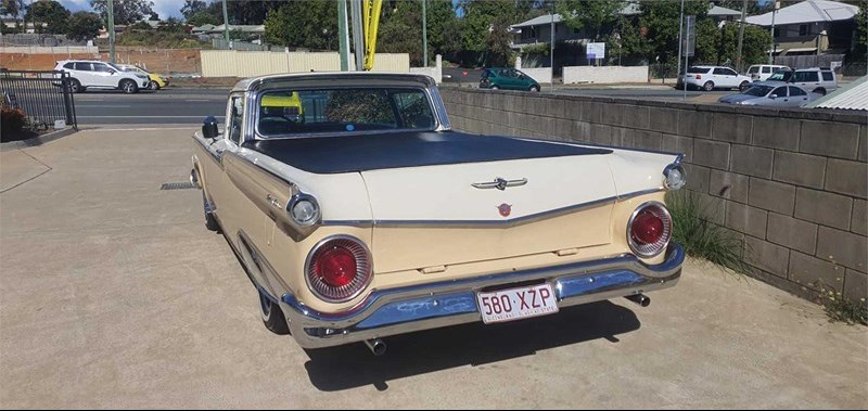 Ford Ranchero rear side