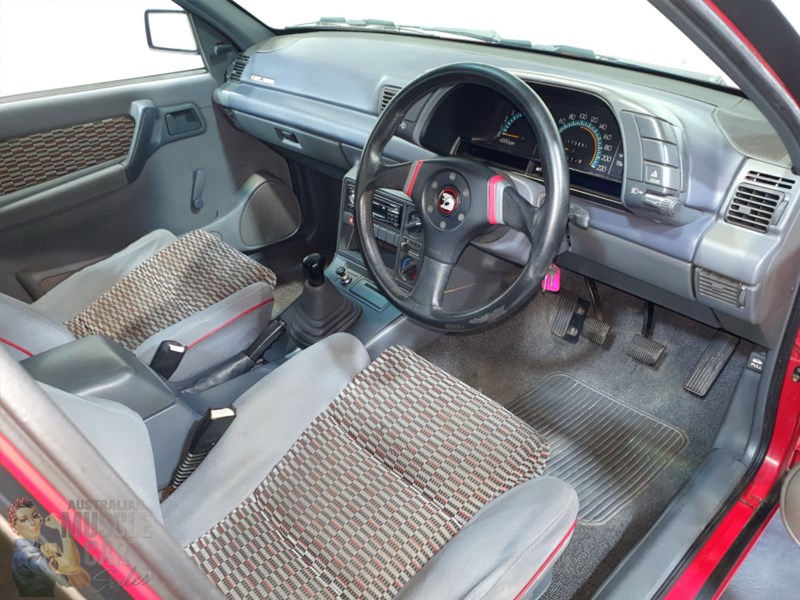 HSV VG Maloo interior