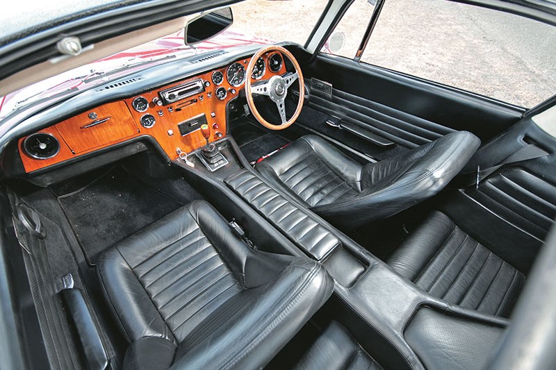 lotus elan interior