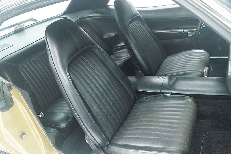 plymouth barracuda front seats