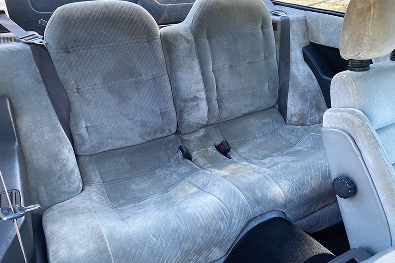 holden piazza seats