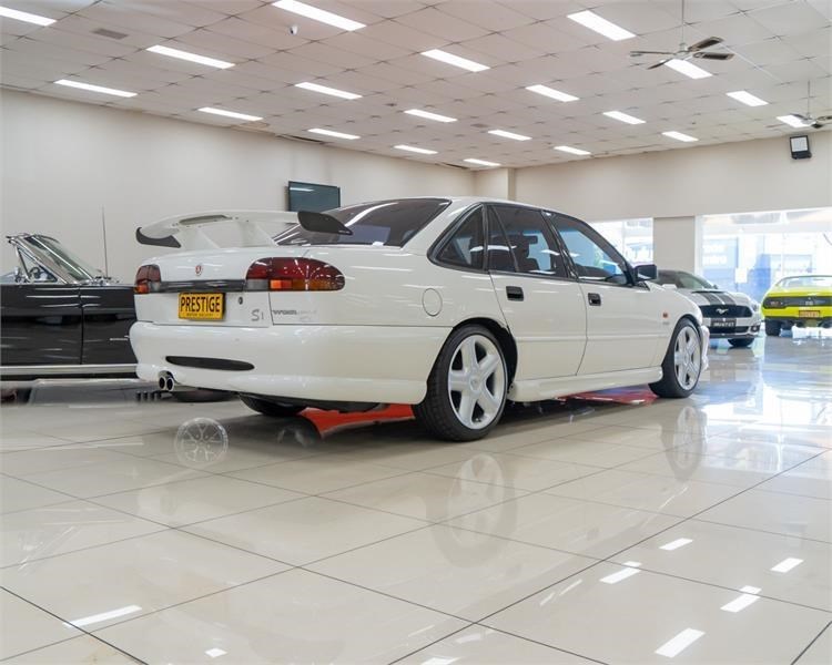 WGR Commodore rear side