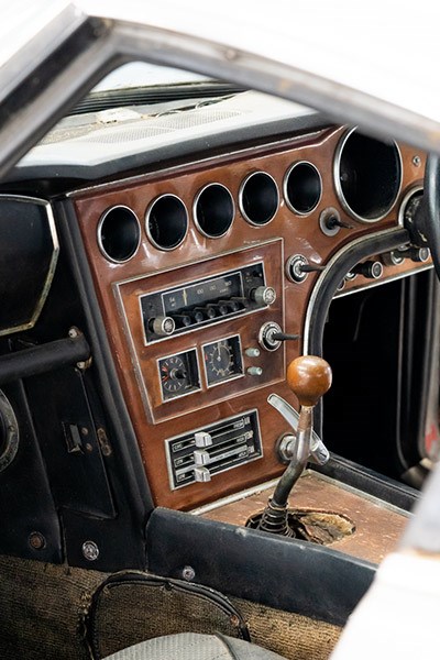 toyota 2000gt dash