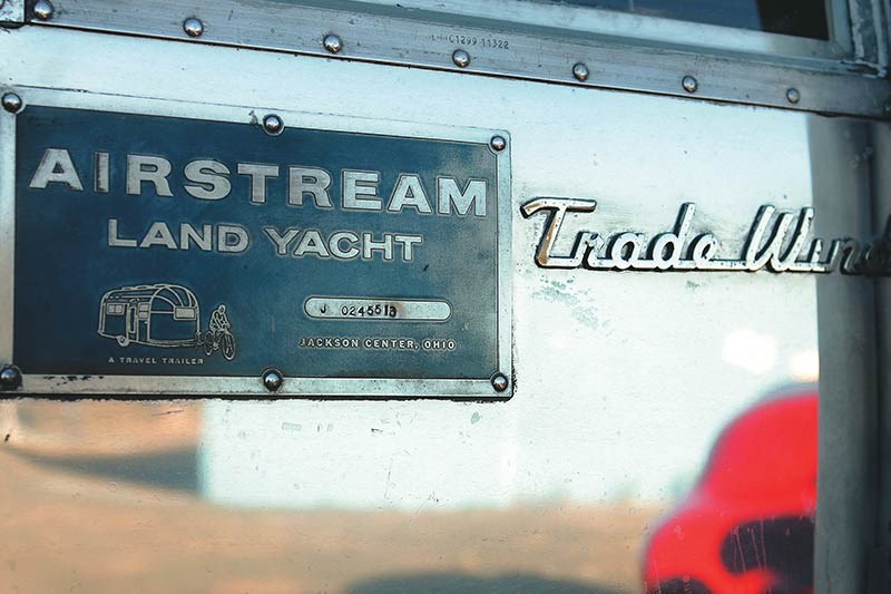 airstream caravan plate 3