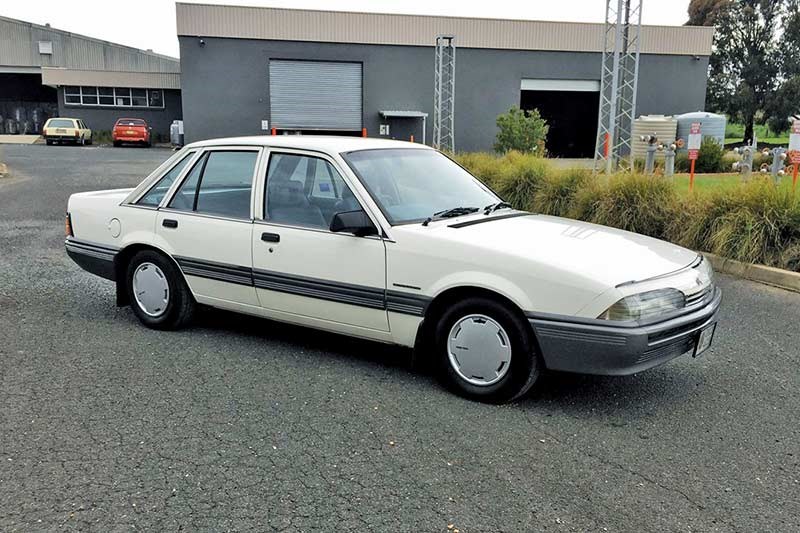 holden vl commodore