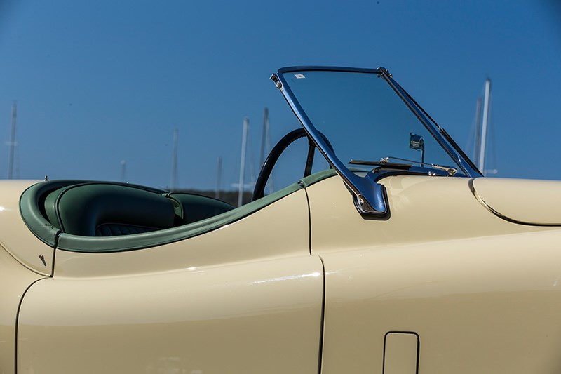 jaguar xk120 detail