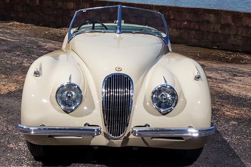 jaguar xk120 front