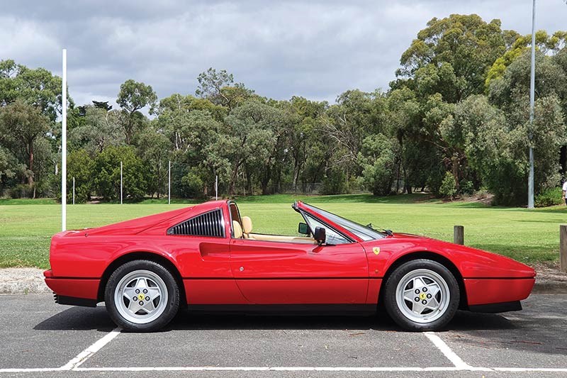 ferrari 328 gts side