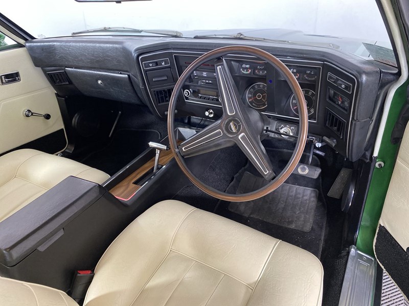 1972 Ford XA GT HardTop dash