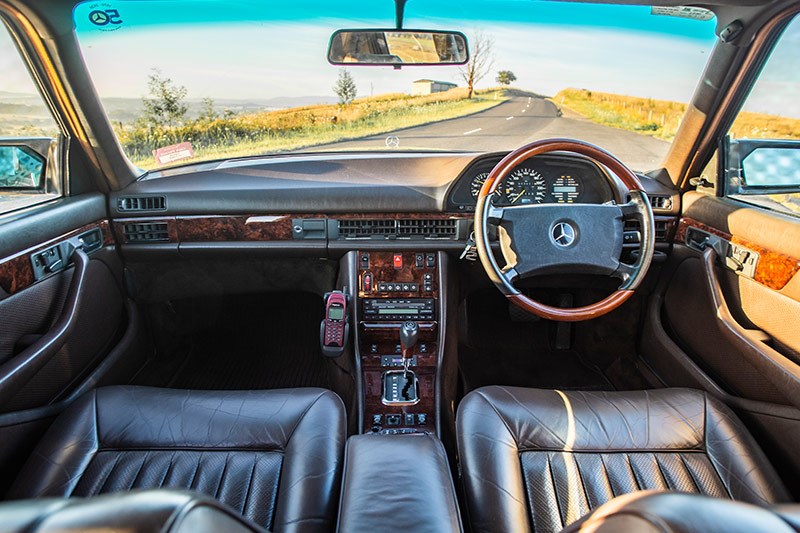 mercedes benz 560 sel interior 2