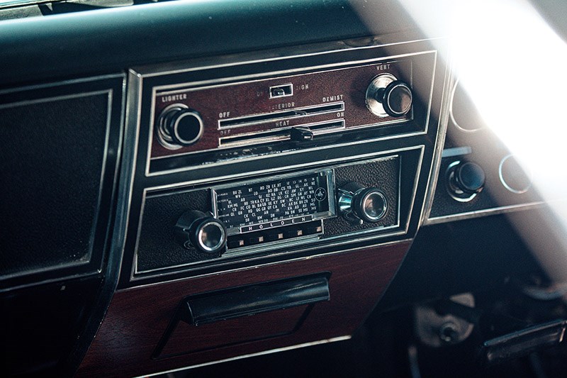 holden ht monaro console