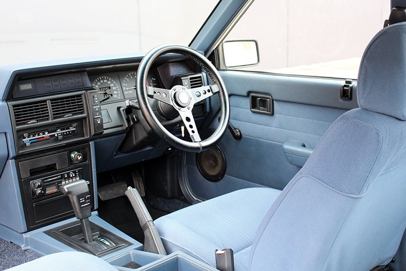 nissan skyline resto interior