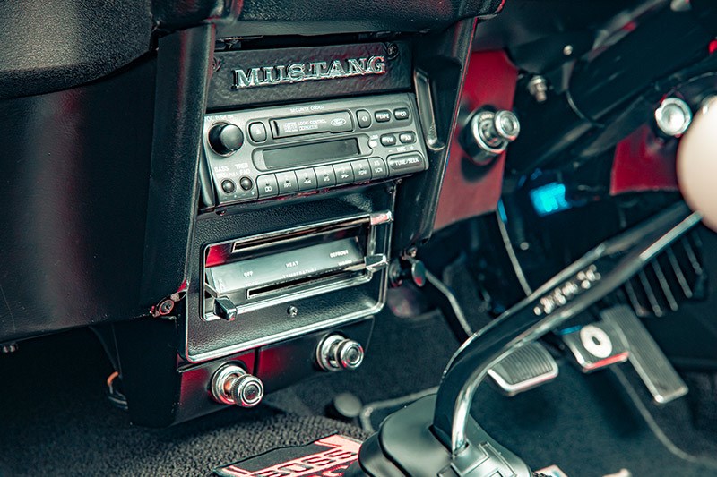 ford mustang console