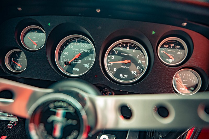 ford mustang gauges