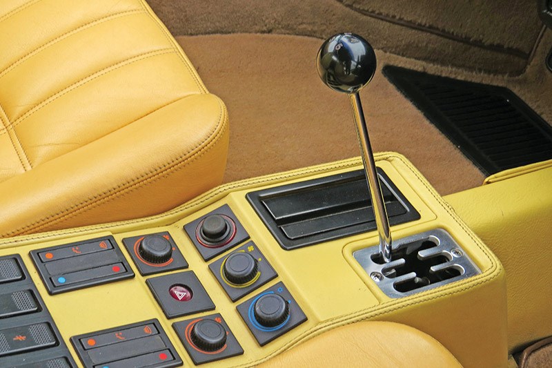 ferrari 328 gts console