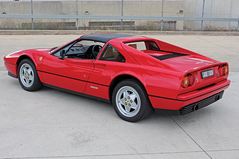 ferrari 328 gts rear angle