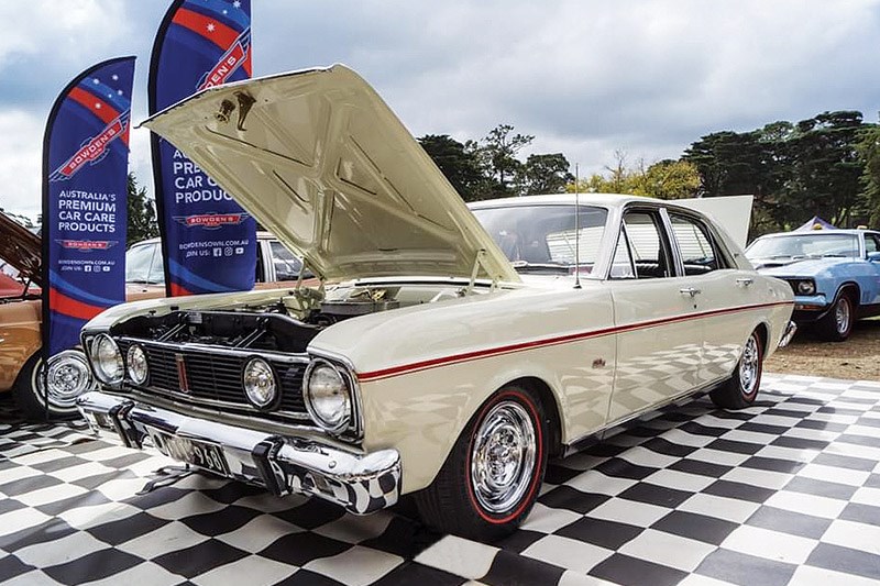 ford falcon xt resto 1