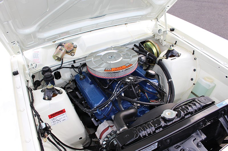 ford falcon xt resto engine bay 2