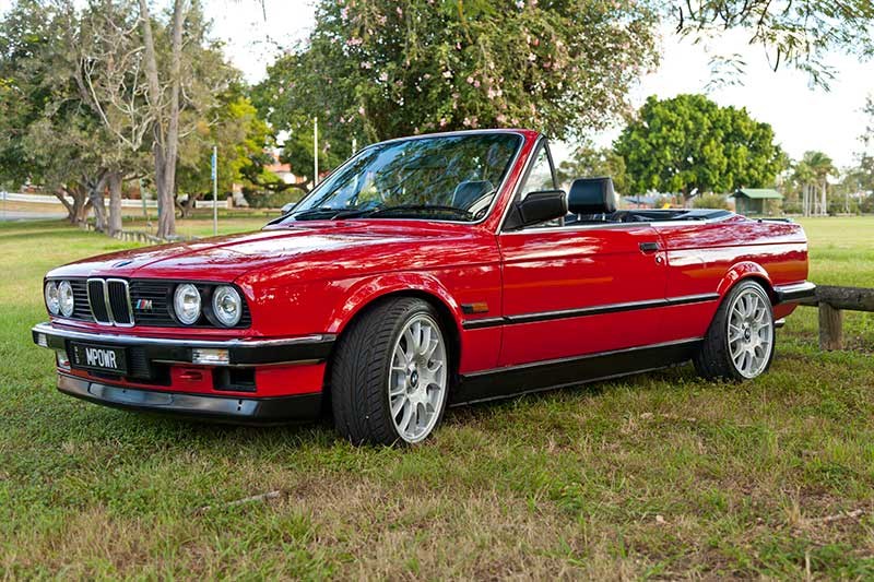 1991 BMW 336i front angle