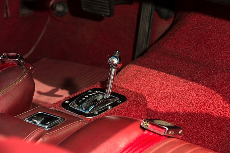 Studebaker Hawk GT interior