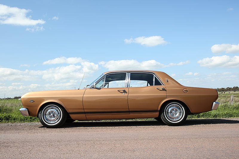 ford falcon xr gt side