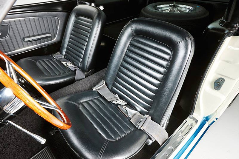 shelby mustang gt350 front seats