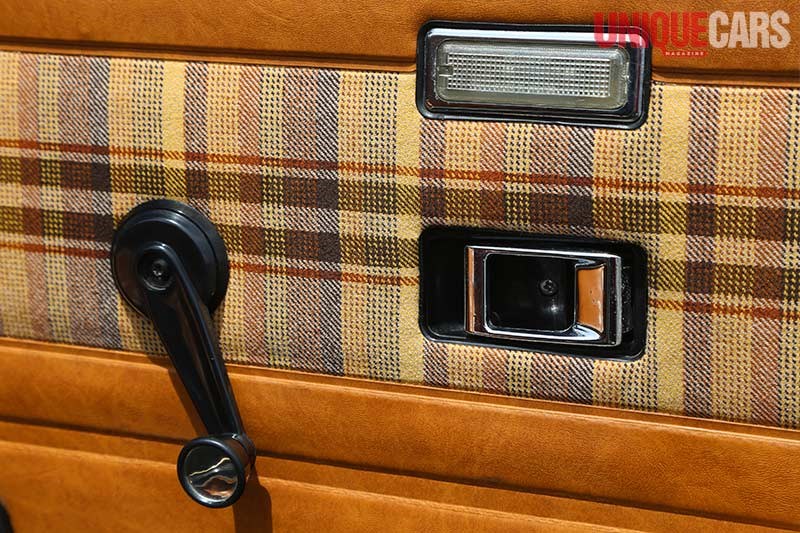 triumph tr8 door trim