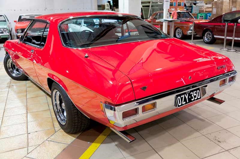 holden hq gts 350 rear