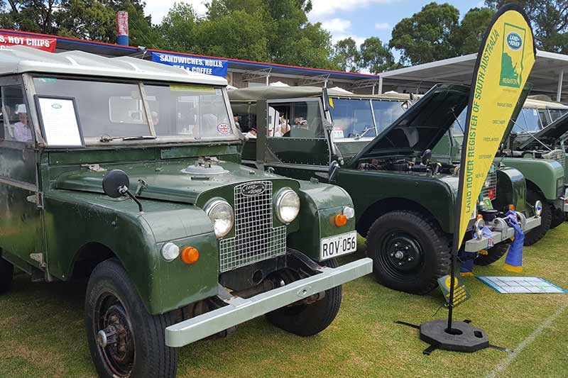 30 land rover register