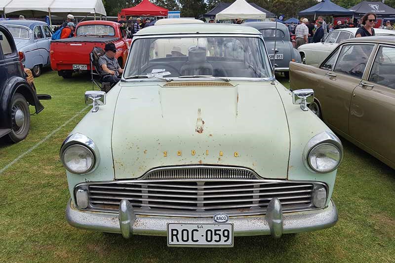 51 ford zodiac