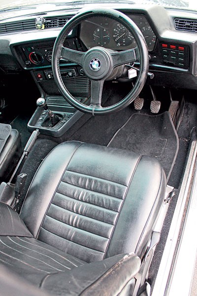 bmw 633 interior