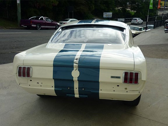 1965 Shelby Mustang GT350R recreation 