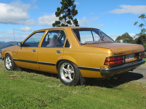 1982 VH Holden Commodore SL 