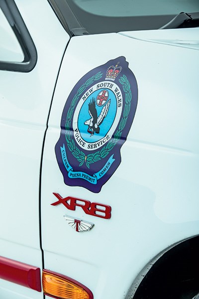 ford falcon xr8 badge 2