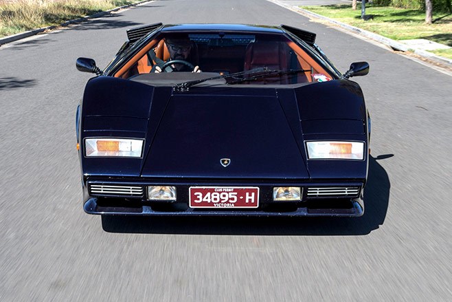 lamborghini countach front 2