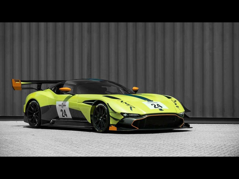 Aston Martin Vulcan AMR Pro