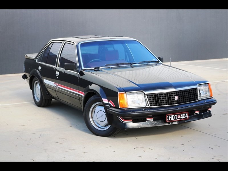 Holden HDT VC up for grabs at Grays