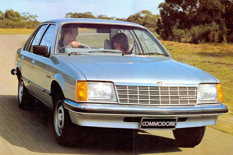 Holden commodore vb 2