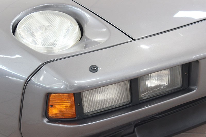 porsche 928 headlight