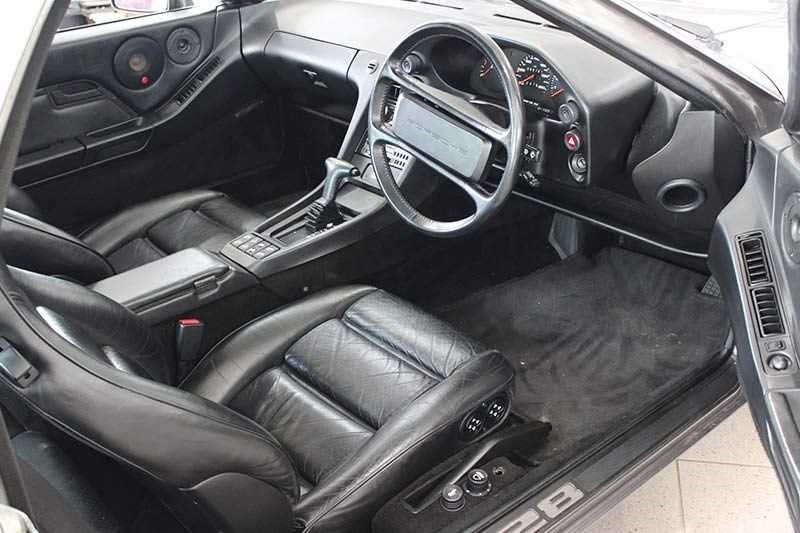 porsche 928 interior