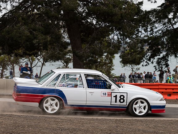 Entries open for Shannons’ Classic Motor Show at the Geelong Revival
