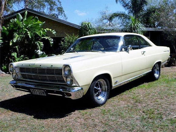 1966 Ford Fairlane 500 XL 