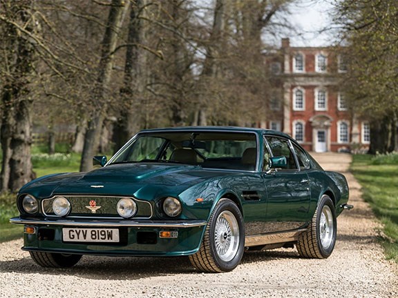 Aston Martin bent-eight bruisers and beauties at Goodwood 