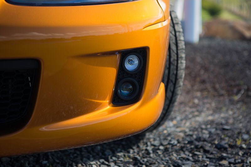 holden monaro cv8 z front spoiler