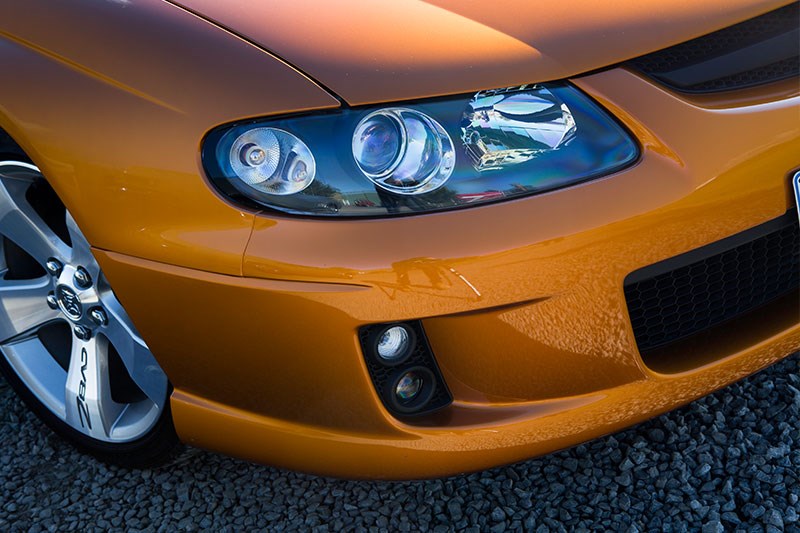 holden monaro cv8 z headlight