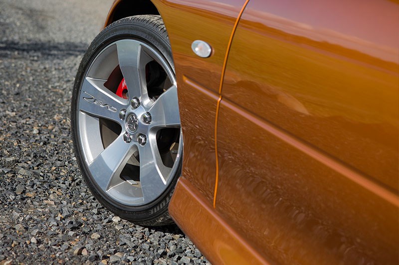 holden monaro cv8 z wheel